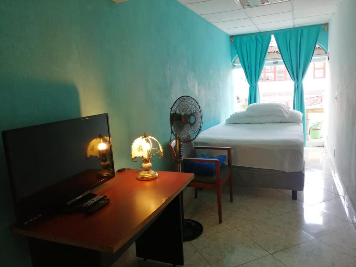 Boutique Basic Hotel ปูแอร์โตบาญาร์ตา ภายนอก รูปภาพ